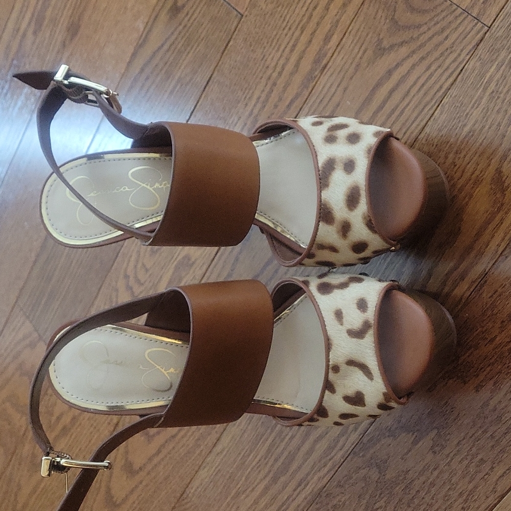 Jessica Simpson leopard platform heels- never worn